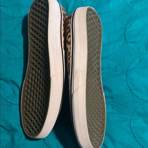 Vans - Picture 4 of 9